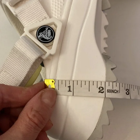 ❗️SOLD❗️Crocs Classic Hiker Clog White Sandals Size 9 - Picture 9 of 11